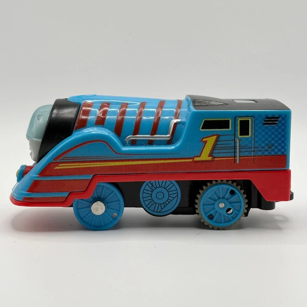 2017 Trackmaster Turbo Thomas Thomas & Friends Motorized Train FFW69